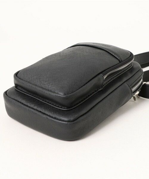 MEN'S BIGI / メンズビギ ショルダーバッグ | メタルZIP仕様 サフィアーノフェイクレザー 縦型 ミニショルダーバッグ | 詳細9