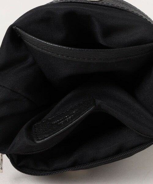 MEN'S BIGI / メンズビギ ショルダーバッグ | <SEEKER / シーカー>シュリンクレザー 縦型サコッシュ | 詳細7