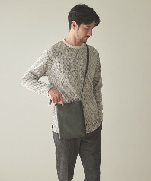 MEN'S BIGI / メンズビギ ショルダーバッグ | <SEEKER / シーカー>シュリンクレザー 縦型サコッシュ | 詳細9