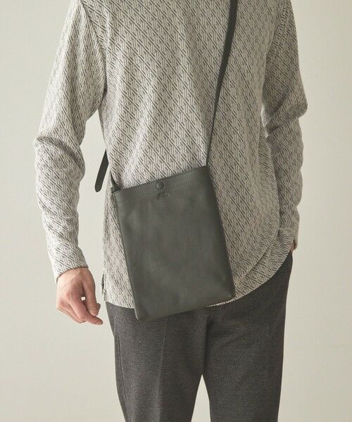 MEN'S BIGI / メンズビギ ショルダーバッグ | <SEEKER / シーカー>シュリンクレザー 縦型サコッシュ | 詳細11
