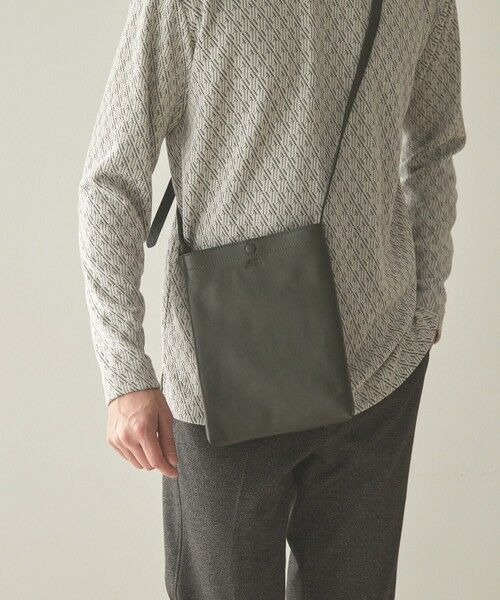 MEN'S BIGI / メンズビギ ショルダーバッグ | <SEEKER / シーカー>シュリンクレザー 縦型サコッシュ | 詳細12