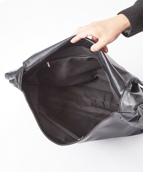 MEN'S BIGI / メンズビギ ショルダーバッグ | PUレザービッグショルダーバッグ | 詳細8