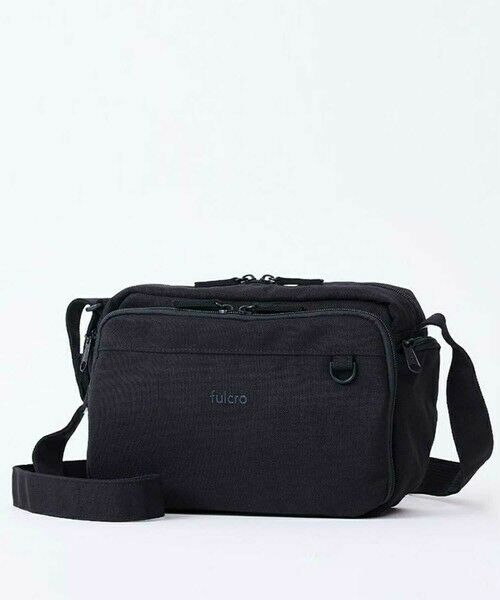 MEN'S BIGI / メンズビギ ショルダーバッグ | Explorerショルダーガジェットリポーター（ブラック）