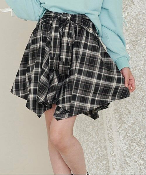 mezzo piano junior / メゾピアノジュニア ショート・ハーフ・半端丈パンツ | 結びシャツ風スカパン（黒）