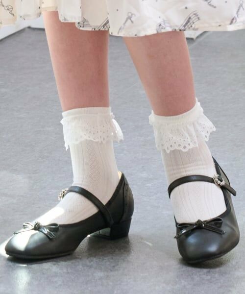 mezzo piano junior / メゾピアノジュニア パンプス | ビジューバックルストラップシューズ（黒）