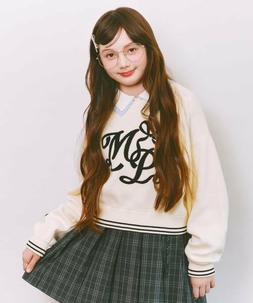 mezzo piano junior / メゾピアノジュニア ニット・セーター | ロゴさがら刺しゅうニット（オフ ホワイト）