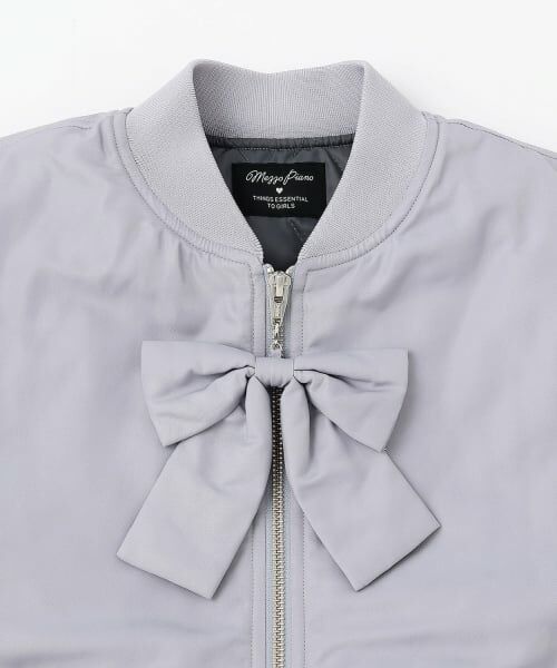 mezzo piano junior / メゾピアノジュニア ブルゾン | リボンチャームつきMA-1 | 詳細2