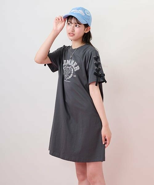 mezzo piano junior / メゾピアノジュニア ミニ丈・ひざ丈ワンピース | 【接触冷感】リボンカレッジロゴTシャツワンピース | 詳細16