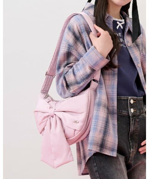 mezzo piano junior / メゾピアノジュニア ショルダーバッグ | ふんわりリボンの三日月ショルダーバッグ（ピンク）