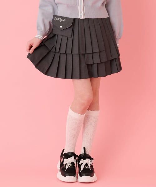 mezzo piano junior / メゾピアノジュニア ショート・ハーフ・半端丈パンツ | レターポーチつき3段プリーツスカパン（グレー）