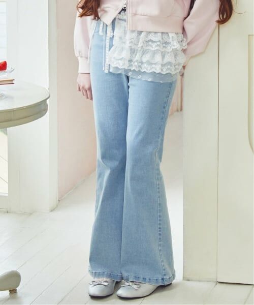 mezzo piano junior / メゾピアノジュニア その他パンツ | レースペプラムつき美脚フレアデニム（ライト ブルー）
