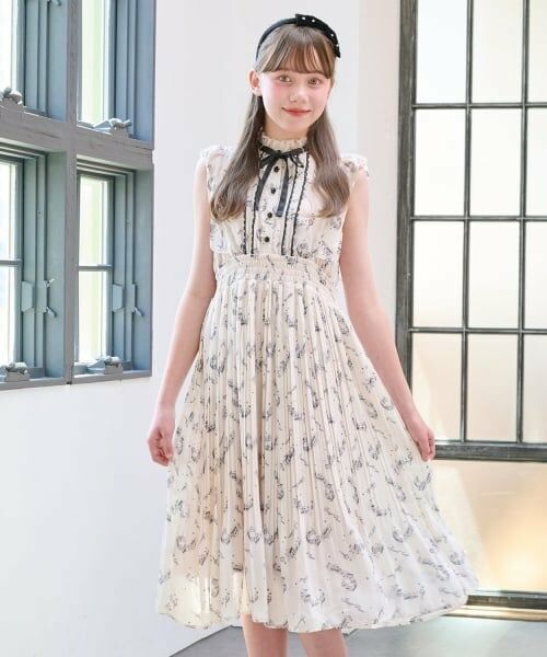 mezzo piano junior / メゾピアノジュニア ミニ丈・ひざ丈ワンピース | 【大好評につき再入荷】アソート生地プリーツワンピース♪（オフ ホワイト）