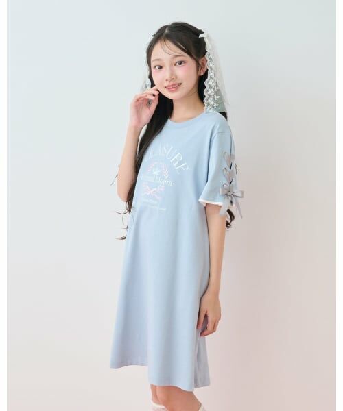 mezzo piano junior / メゾピアノジュニア ミニ丈・ひざ丈ワンピース | 【接触冷感・吸水速乾】カレッジロゴTシャツワンピ | 詳細1