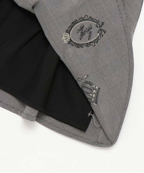 mezzo piano / メゾピアノ ミニ丈・ひざ丈ワンピース | 王冠刺繍　ジャンパースカート | 詳細6