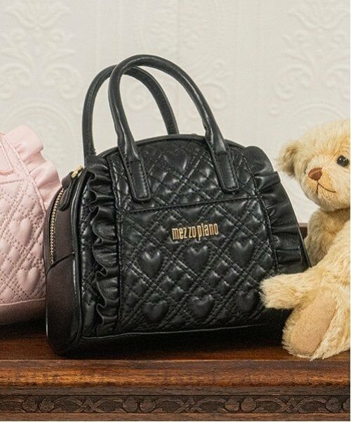 mezzo piano / メゾピアノ ショルダーバッグ | ハートキルトフリル　2wayショルダーバッグ（黒）