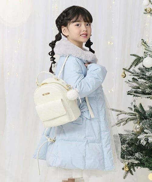 mezzo piano / メゾピアノ リュック・バックパック | モノグラム柄型押し　ミニリュック（オフ ホワイト）