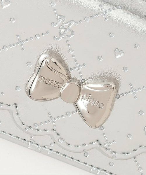 mezzo piano / メゾピアノ カードケース・名刺入れ・定期入れ | モノグラム柄型押し　パスケース　ポンポンつき | 詳細4