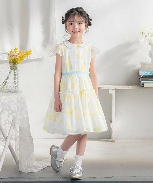 mezzo piano / メゾピアノ ミニ丈・ひざ丈ワンピース | 水彩ミモザ柄　衿付ワンピース（オフ ホワイト）