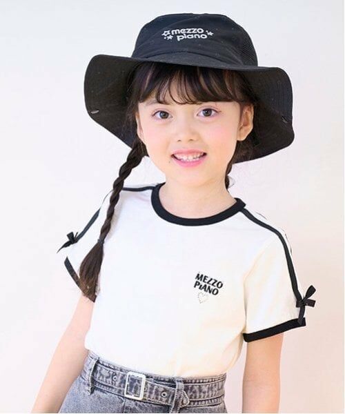 mezzo piano / メゾピアノ Tシャツ | 袖ラインリボン　半袖Tシャツ（オフ ホワイト）