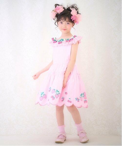 mezzo piano / メゾピアノ ミニ丈・ひざ丈ワンピース | いちご刺しゅうワンピース（ピンク）