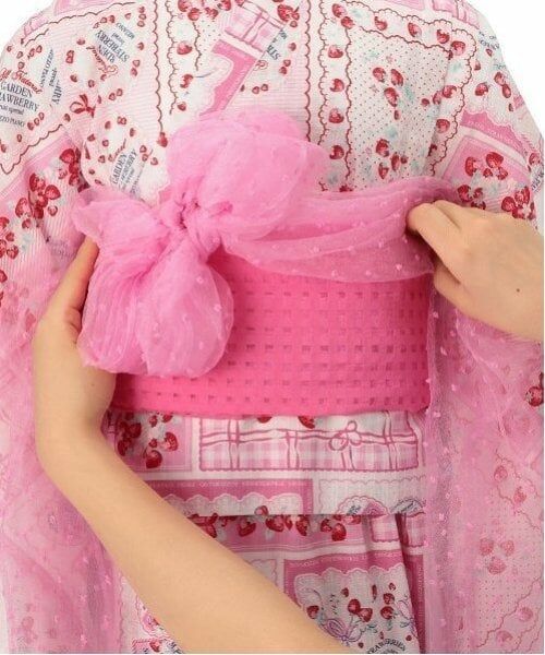 mezzo piano / メゾピアノ 着物・浴衣・小物類 | いちごハンカチ柄　浴衣 | 詳細13