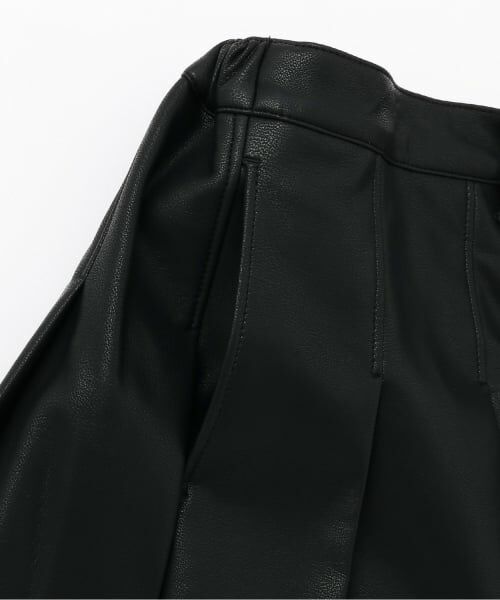 mezzo piano / メゾピアノ ショート・ハーフ・半端丈パンツ | 飾りチェーンつき　デニム・合皮　スカパン | 詳細4