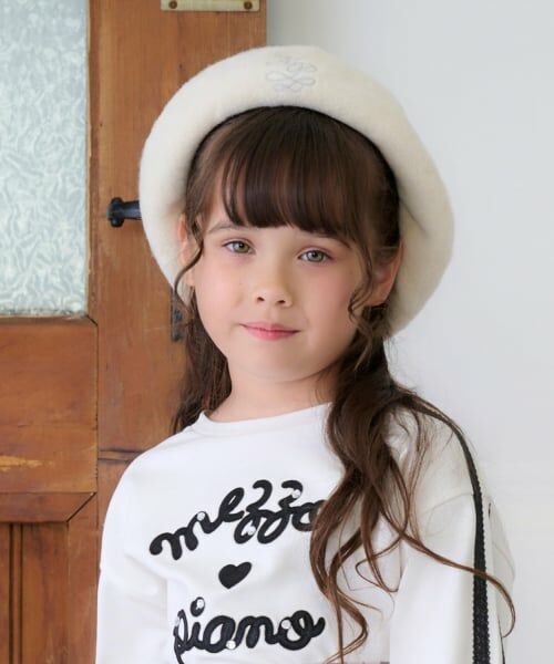 mezzo piano / メゾピアノ ハンチング・キャスケット・ベレー帽 | ワンポイントロゴ刺しゅう　バスクベレー（オフ ホワイト）