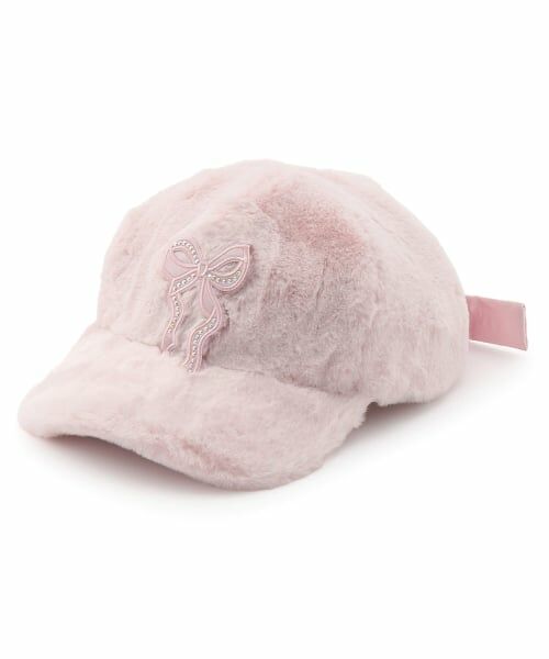 mezzo piano / メゾピアノ キャップ | リボンワッペン　フェイクファーキャップ（ピンク）