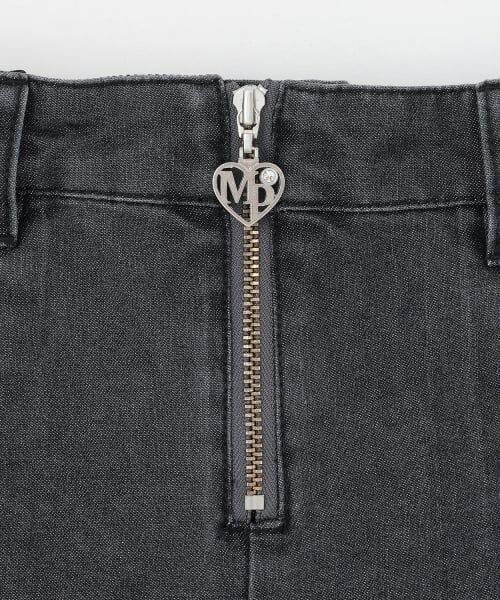 mezzo piano / メゾピアノ ショート・ハーフ・半端丈パンツ | ちび刺しゅうフロントZIP　タックキュロットスカート | 詳細3