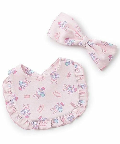 mezzo piano / メゾピアノ スタイ・ビブ | ベビーベリエちゃん柄　スタイ＆ヘアバンドセット（ライト ピンク）