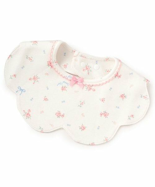 mezzo piano / メゾピアノ スタイ・ビブ | 小花柄　スカラップスタイ（オフ ホワイト）