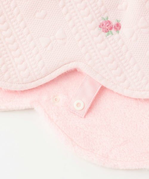 mezzo piano / メゾピアノ ベビー・キッズウエア | リバーシブル　フクレジャガード・バラ刺しゅうケープ | 詳細9