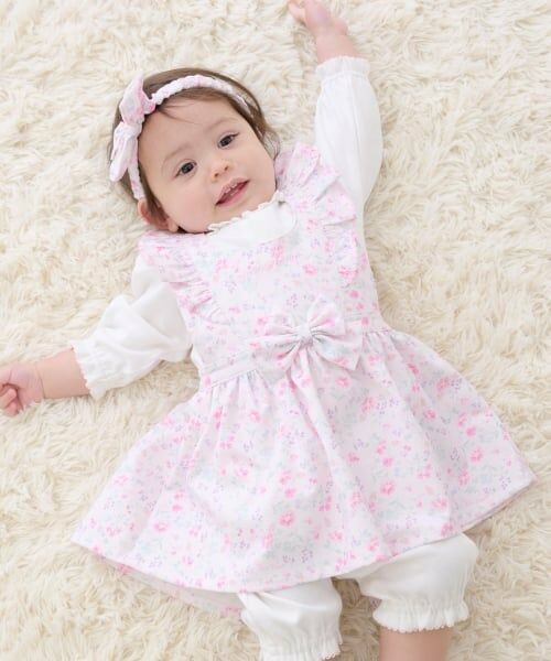 mezzo piano / メゾピアノ スタイ・ビブ | 【BOX付】フラワー柄エプロン＆ヘアバンドセット（ライト ピンク）