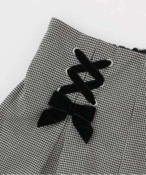 mezzo piano / メゾピアノ ショート・ハーフ・半端丈パンツ | 【人気商品再入荷】【直営店で取り扱い無し】クマ刺しゅうレースアップ　キュロットスカート | 詳細3