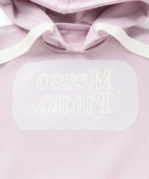 mezzo piano / メゾピアノ パーカー | 【人気商品再入荷】【直営店で取り扱い無し】メゾピアノロゴ刺しゅうペプラムパーカ | 詳細4