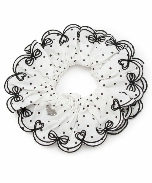 mezzo piano / メゾピアノ ヘアゴム・シュシュ | カットワーク刺しゅう　シュシュ（オフ ホワイト）