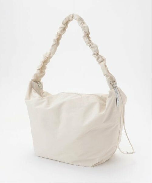 Mi-je / ミジェ ショルダーバッグ | 2WAYバルーンショルダー【韓国ファッション】（アイボリー）