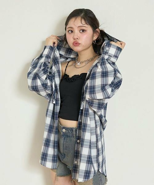 Mi-je / ミジェ シャツ・ブラウス | フードルーズCHシャツ【韓国ファッション】（紺）