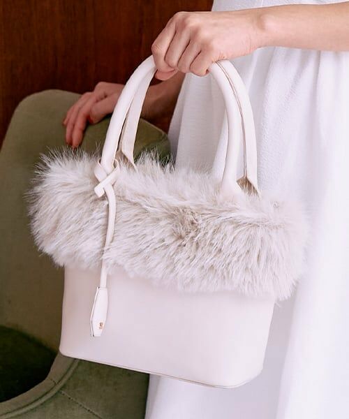 Mi-je / ミジェ トートバッグ | フェイクファー2WAYBAG【韓国ファッション】（アイボリー）
