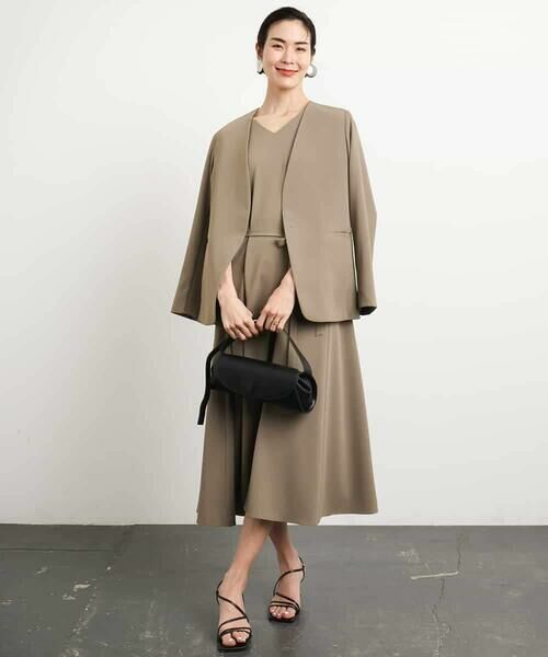 MICHEL KLEIN / ミッシェルクラン ロング・マキシ丈ワンピース | [接触冷感/UVカット]Vネックフレアワンピース(セットアップ対応) | 詳細5