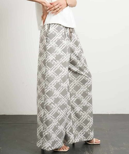 MICHEL KLEIN / ミッシェルクラン その他パンツ | [オリジナルプリント]ドローイングチェックワイドパンツ | 詳細7