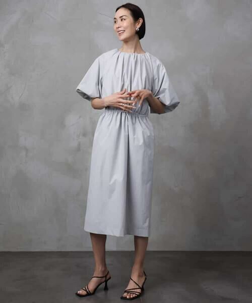 MICHEL KLEIN/ミッシェルクラン [機能性素材]スピンドルデザインワンピース ライトグレー M