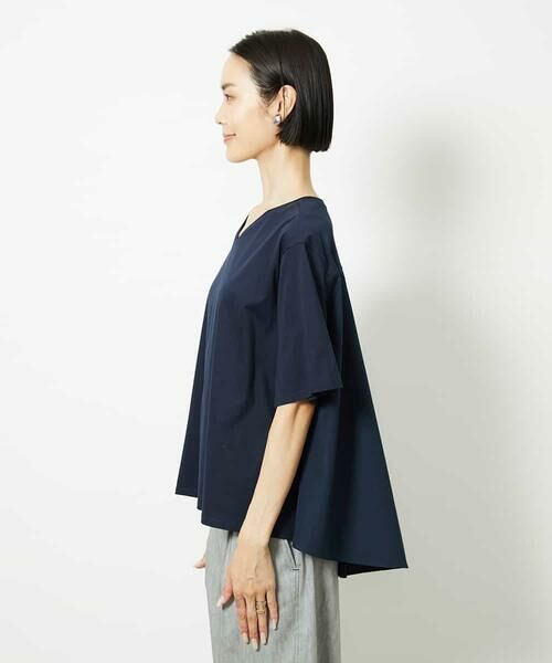 [接触冷感]異素材バックフレアカットソー 接触冷感]異素材バックフレアカットソー （カットソー）｜MICHEL