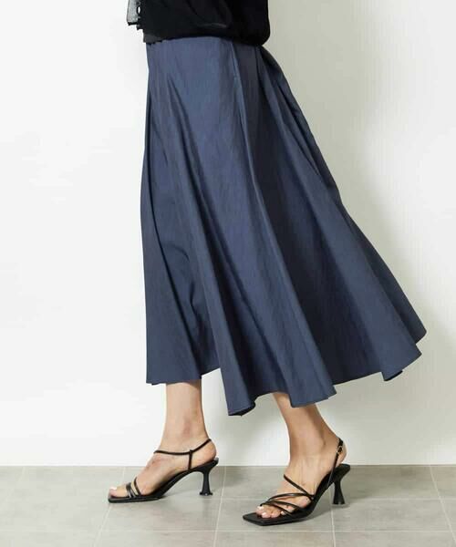 MICHEL KLEIN / ミッシェルクラン ロング・マキシ丈スカート | シャンブレーデニムフレアスカート | 詳細1