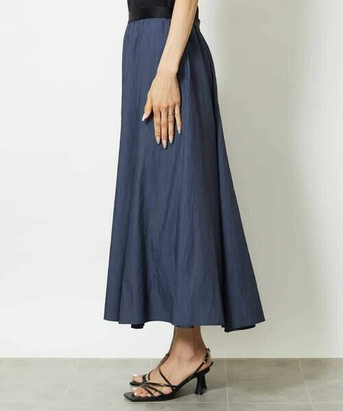 MICHEL KLEIN / ミッシェルクラン ロング・マキシ丈スカート | シャンブレーデニムフレアスカート | 詳細12
