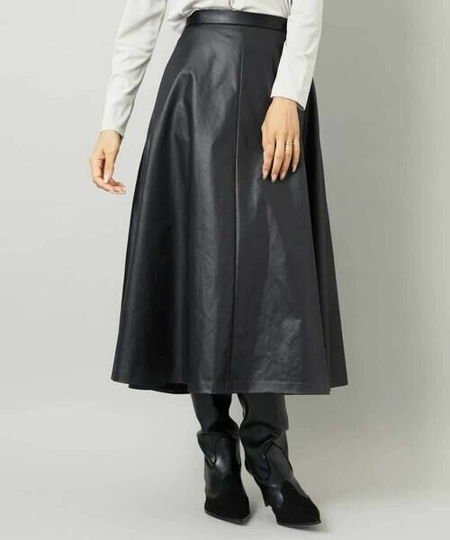 MICHEL KLEIN / ミッシェルクラン ロング・マキシ丈スカート | フェイクレザーフレアスカート | 詳細2
