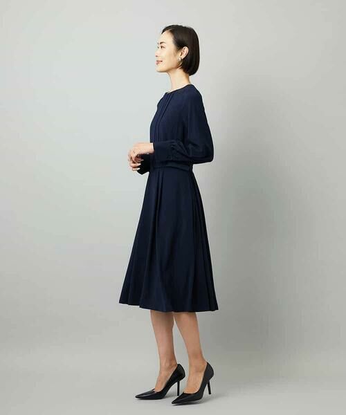 MICHEL KLEIN / ミッシェルクラン ロング・マキシ丈ワンピース | ノーカラープリーツワンピース | 詳細12