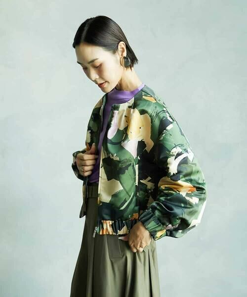 MICHEL KLEIN / ミッシェルクラン セットアップ | [セットアップ対応]モダンフラワープリントブルゾン | 詳細1