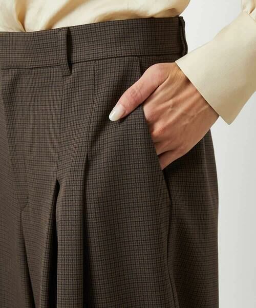 MICHEL KLEIN / ミッシェルクラン その他パンツ | チェック柄2タックワイドパンツ | 詳細14