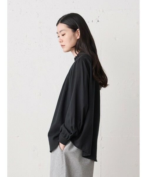 MidiUmi / ミディウミ シャツ・ブラウス | MidiUmi フリルカラーギャザーネックシャツ | 詳細13